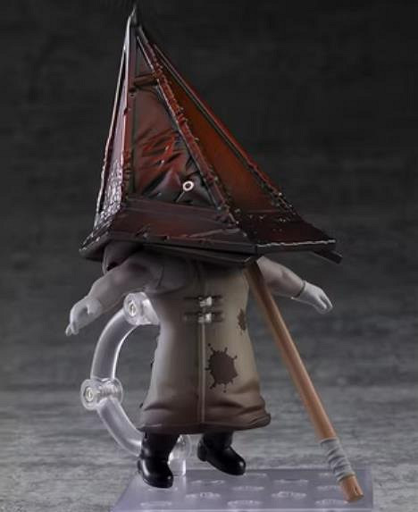 突然就不害怕了!《沉默之丘2》的Q版三角頭太可愛了 突然就不害怕了!《沉默之丘2》的Q版三角頭太可愛了