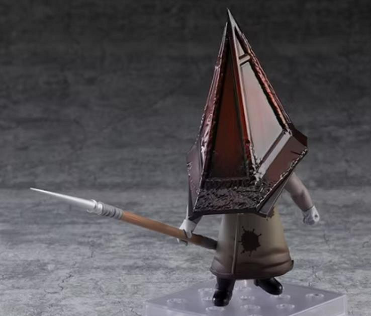 突然就不害怕了!《沉默之丘2》的Q版三角頭太可愛了 突然就不害怕了!《沉默之丘2》的Q版三角頭太可愛了