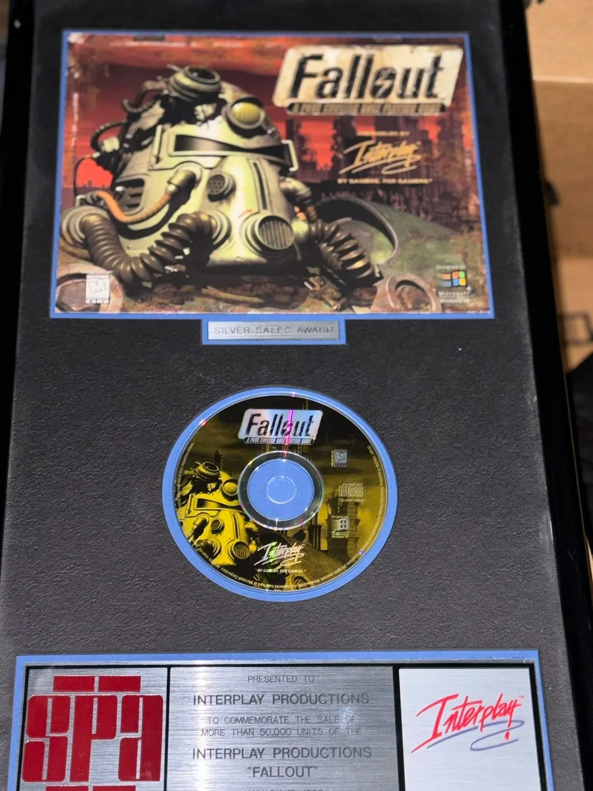 Interplay聯合創始人歷經二十餘年拿回大量庫存紀念品