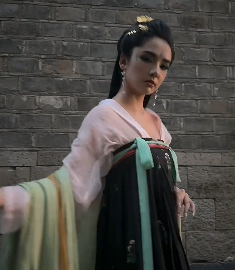 《黑神話：悟空》二姐角色演員婭媞Cosplay引爆網路