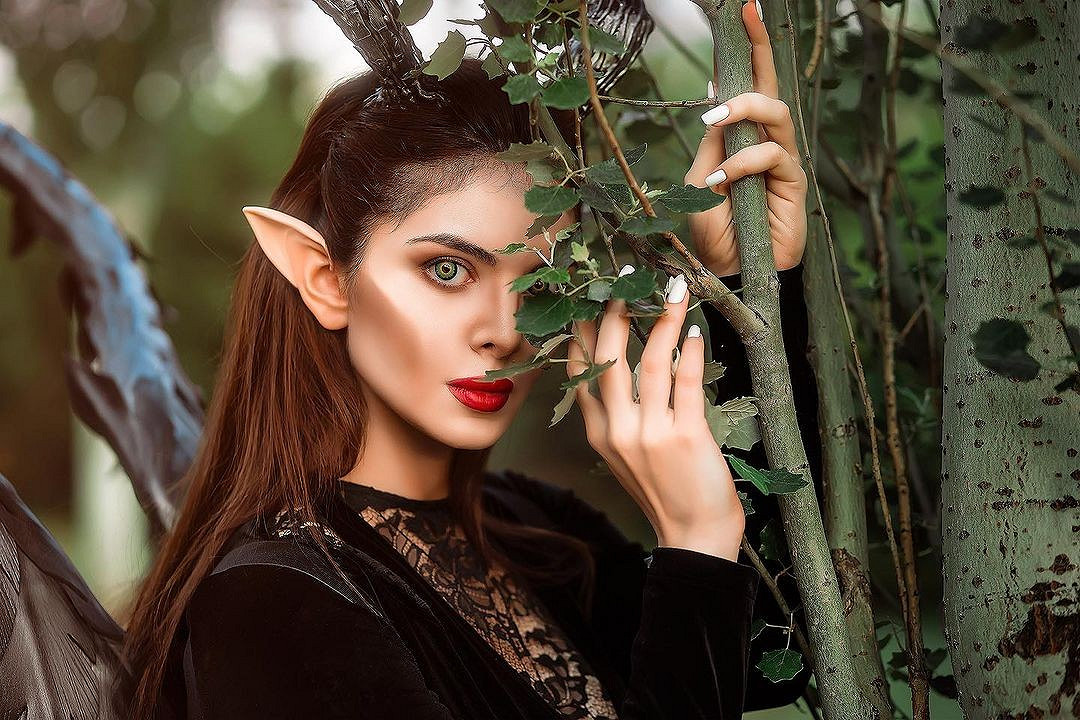 國外美女COS《巫師》希裡太還原 官方也來轉發點讚！