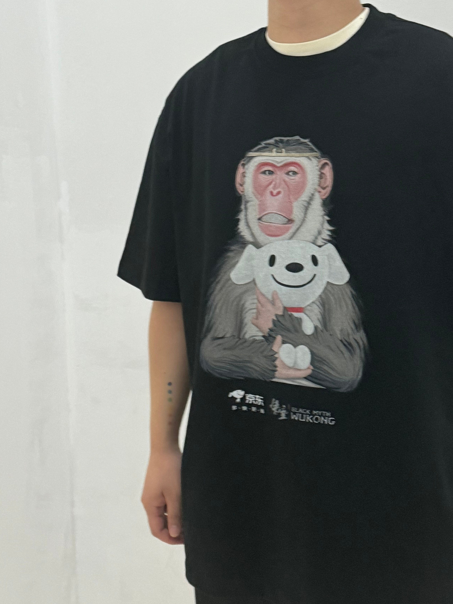 《黑神話:悟空》連動京東推出多款周邊!穿搭登熱搜 《黑神話:悟空》連動京東推出多款周邊!穿搭登熱搜