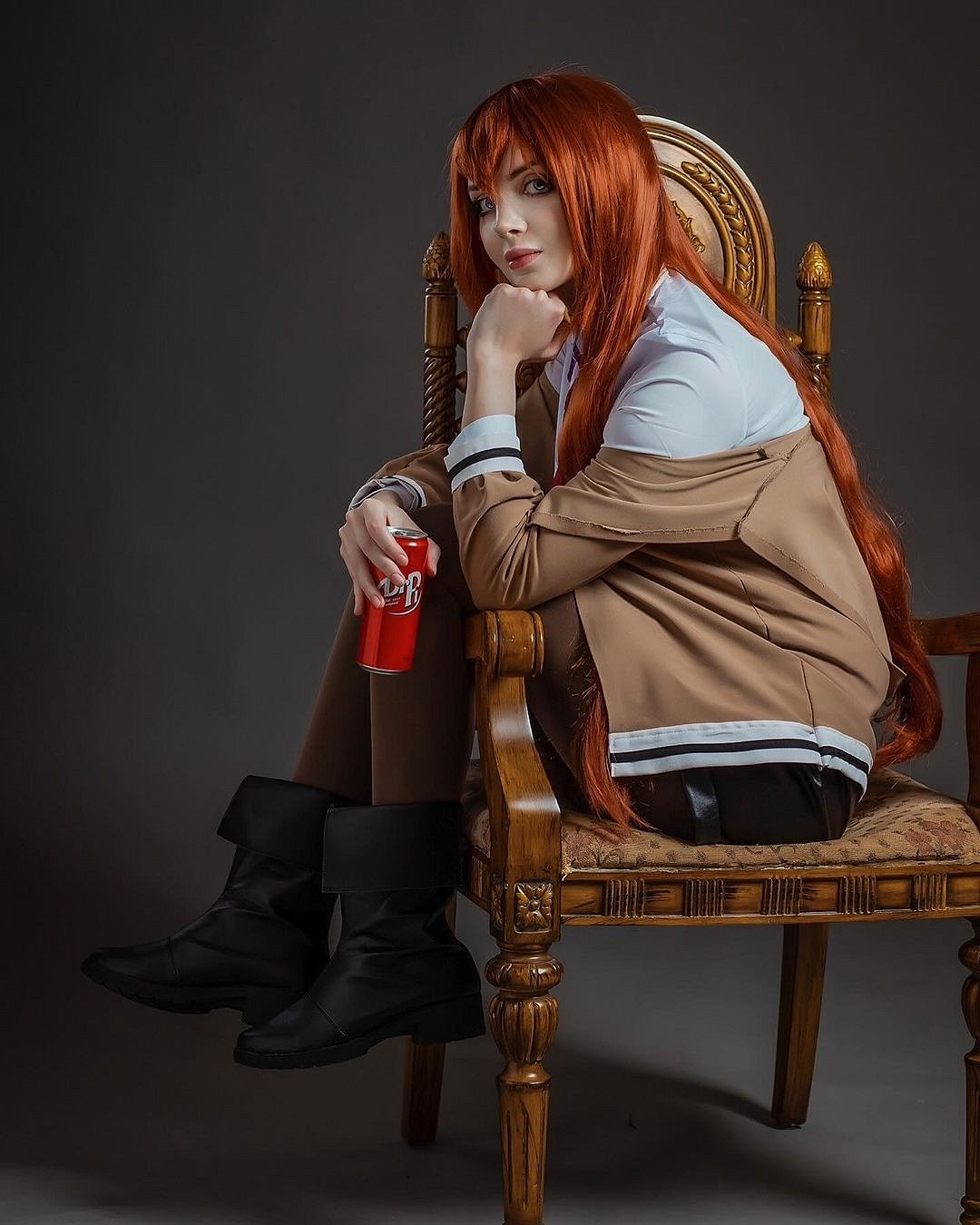 國外美女COS《巫師》希裡太還原 官方也來轉發點讚！