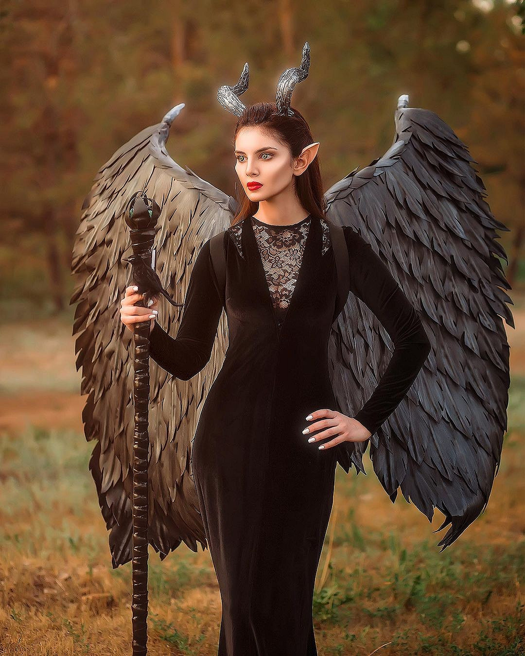 國外美女COS《巫師》希裡太還原 官方也來轉發點讚！