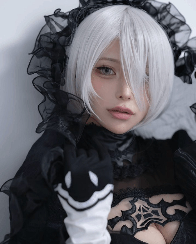 櫻花妹COS《尼爾》2B小姐姐 這誘人大白腿也太還原了