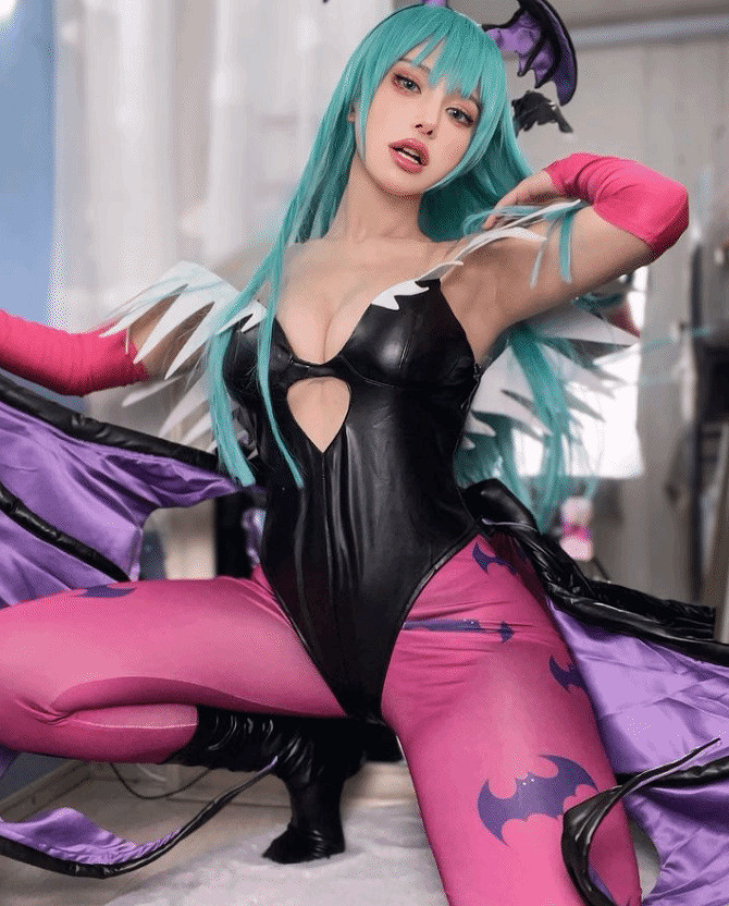 櫻花妹COS《尼爾》2B小姐姐 這誘人大白腿也太還原了