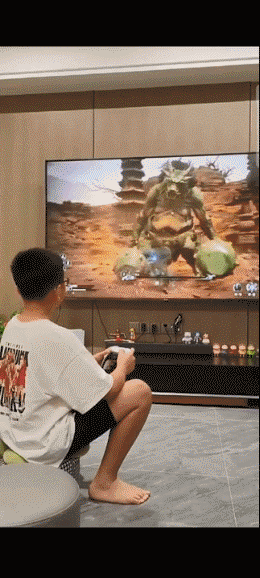 《黑神話》小玩家挑戰小驪龍貪刀受挫 引海外網友共鳴 《黑神話》小玩家挑戰小驪龍貪刀受挫 引海外網友共鳴