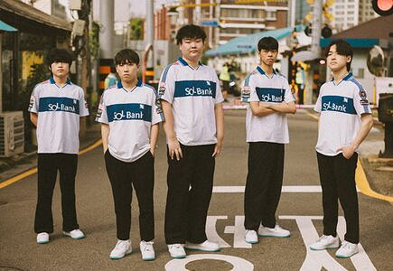 《特戰英豪》2024最新edg戰隊ZmjjKK準星程式碼分享