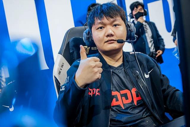 《英雄聯盟》代替Scout參加世界賽選手預測