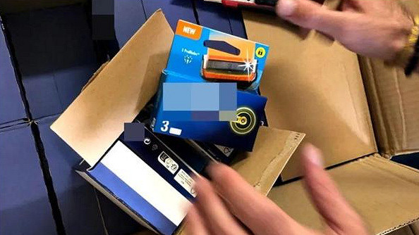 意大利破獲盜版復古遊戲機走私案!繳獲上萬台假冒設備 意大利破獲盜版復古遊戲機走私案!繳獲上萬台假冒設備