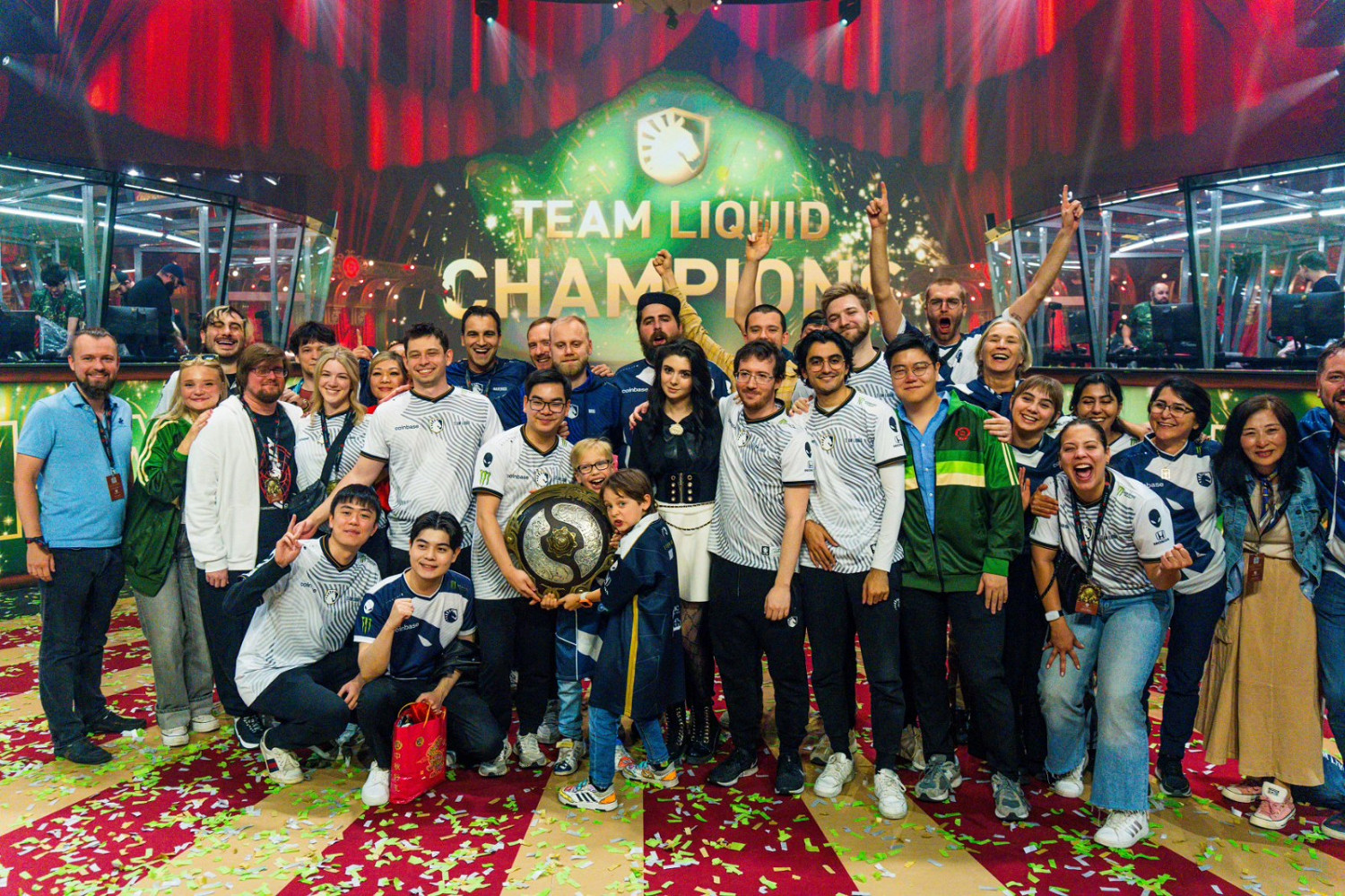 《DOTA2》TI13液體奪冠 晉級TI雙冠俱樂部殿堂 《DOTA2》TI13液體奪冠 晉級TI雙冠俱樂部殿堂