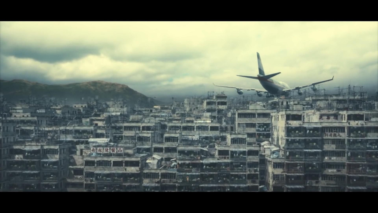 恐怖遊戲《野狗子》特別影片 跟外山圭一郎探訪九龍 恐怖遊戲《野狗子》特別影片 跟外山圭一郎探訪九龍