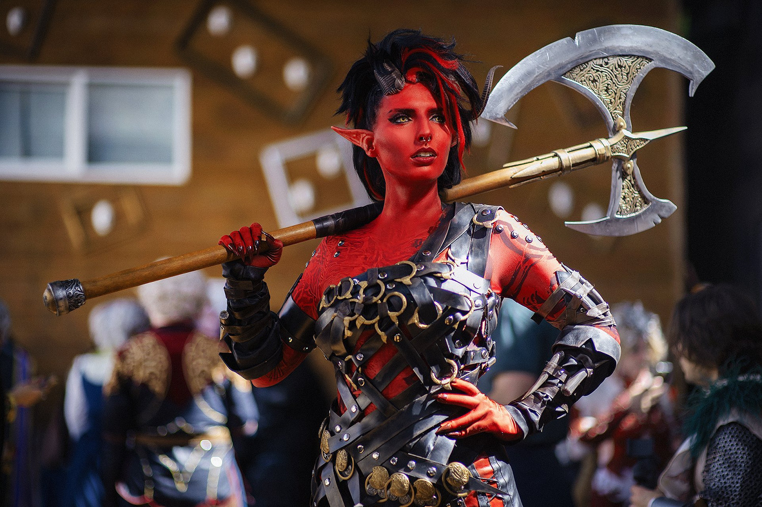 國外小姐姐COS《柏德之門3》卡菈克 性感與力量並存