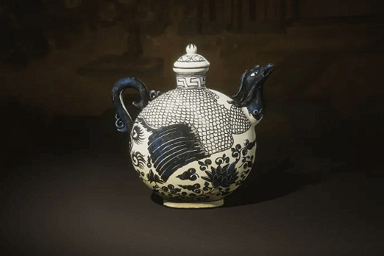 博物館揭秘：48塊瓷片重現《黑神話：悟空》道具原型