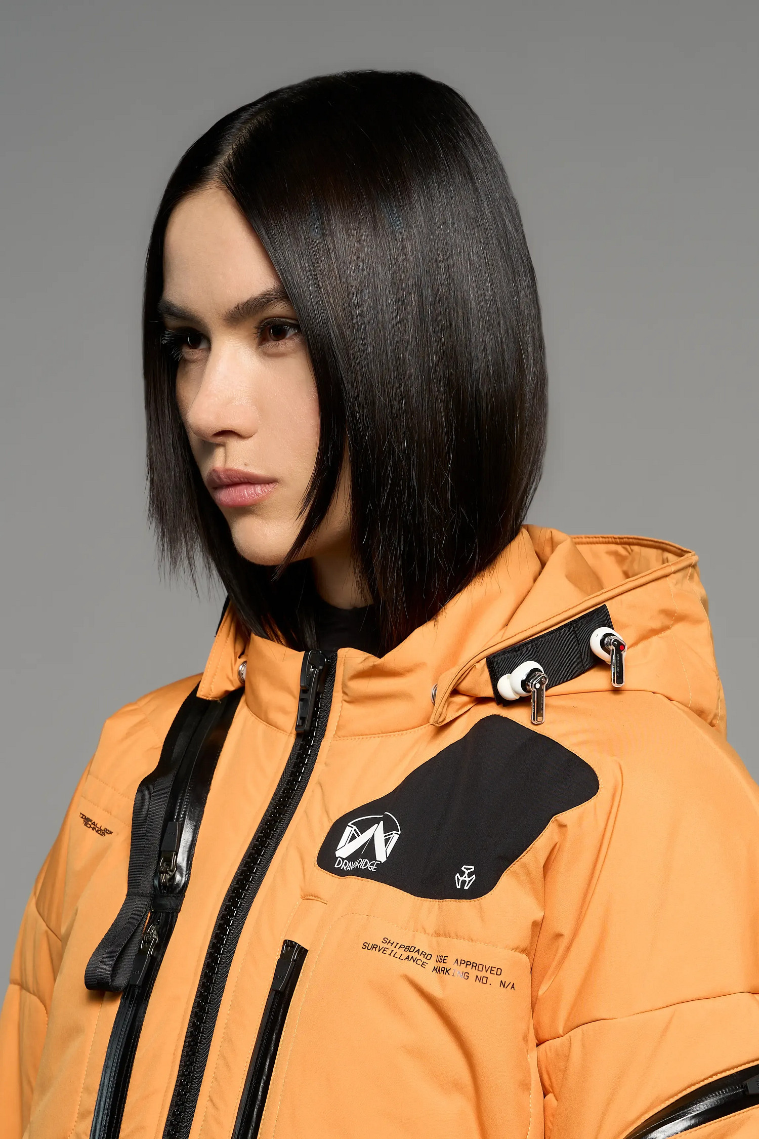 小島工作室全新周邊服飾公布 小島哥哥親自擔任模特