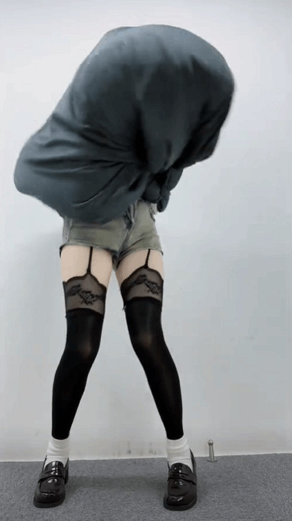 《黑神話:悟空》掀起石雙雙COS之風 去頭可食有黑絲 《黑神話:悟空》掀起石雙雙COS之風 去頭可食有黑絲