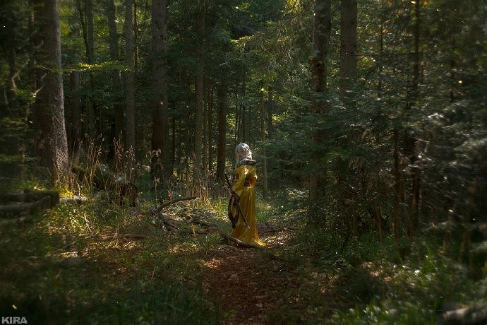 國外小姐姐COS《巫師3》希裡 修長美腿若隱若現！