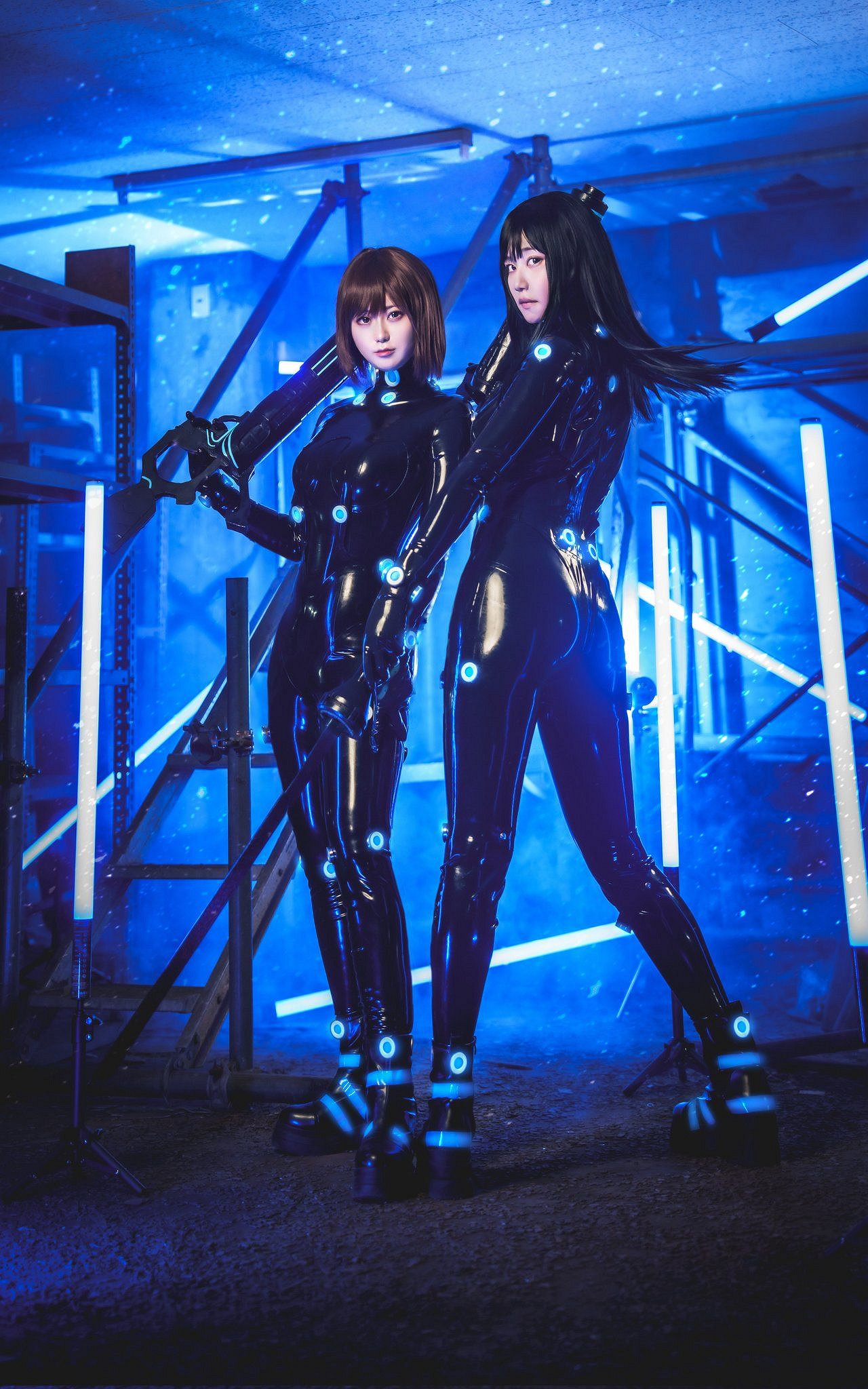 櫻花妹COS《殺戮都市》山咲杏 緊身皮衣盡顯曼妙身材