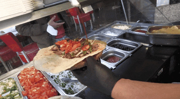 這幾天，有多少玩家被魔性的“沙威瑪”洗腦了？