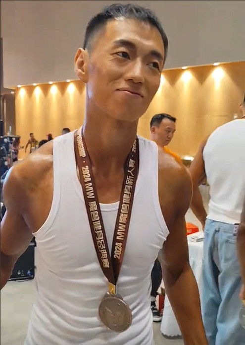 藥水哥年齡介紹