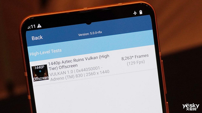 大型手遊“幀數拉滿” 驍龍8至尊版遊戲表現強悍 大型手遊“幀數拉滿” 驍龍8至尊版遊戲表現強悍