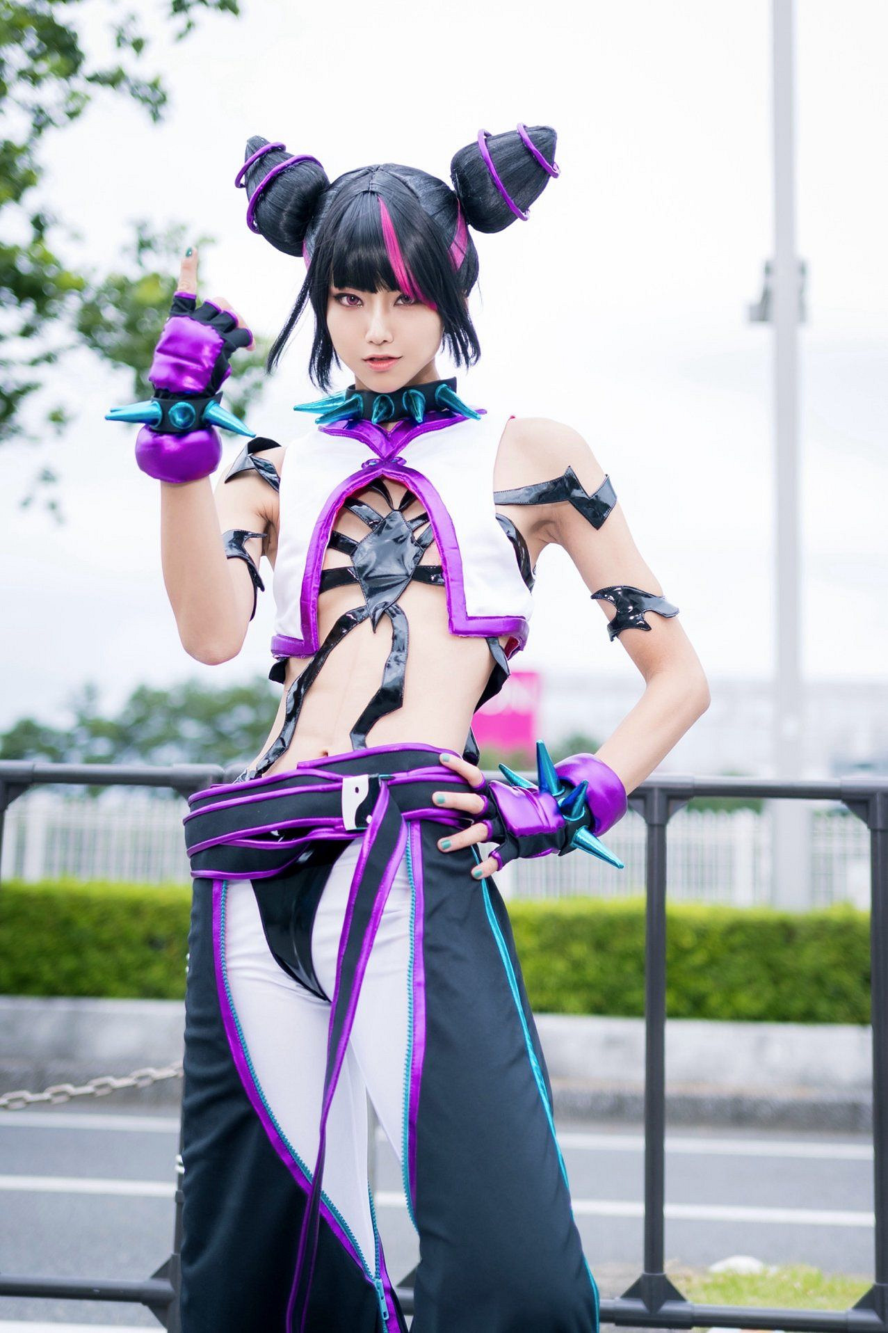 櫻花妹COS《快打旋風6》韓蛛俐 俏皮邪魅十分還原！