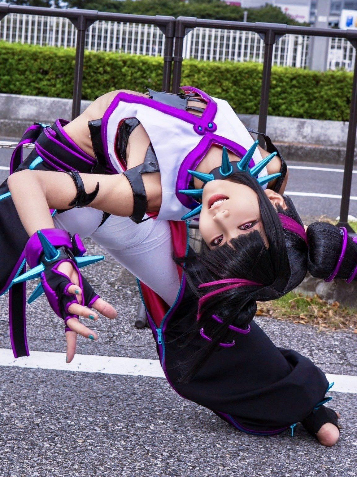 櫻花妹COS《快打旋風6》韓蛛俐 俏皮邪魅十分還原！