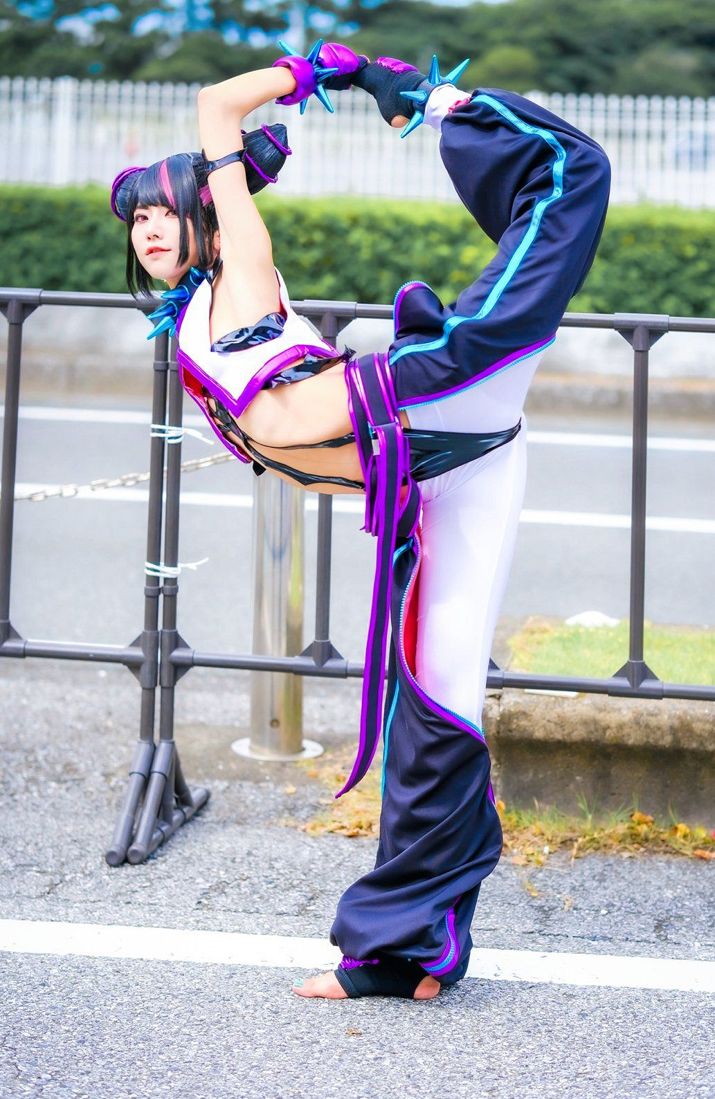 櫻花妹COS《快打旋風6》韓蛛俐 俏皮邪魅十分還原！