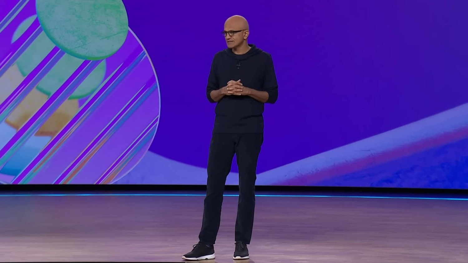 儘管大幅裁員 微軟CEO薪水上漲幅度仍令人瞠目 儘管大幅裁員 微軟CEO薪水上漲幅度仍令人瞠目