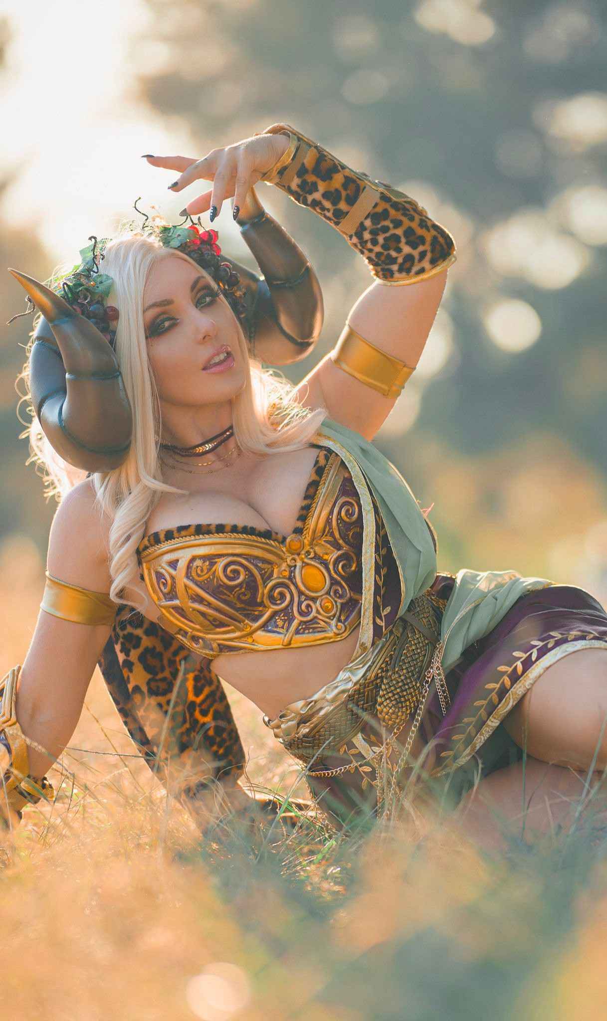 《沉默之丘2》性轉三角頭COS:突次元壁帶來視覺衝擊 《沉默之丘2》性轉三角頭COS:突次元壁帶來視覺衝擊