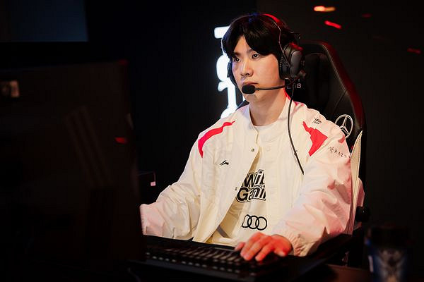 《英雄聯盟》ig奪冠成員有哪些人