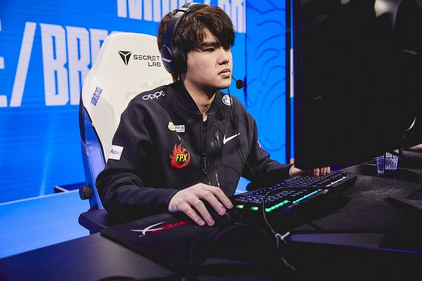 《英雄聯盟》fpx奪冠成員有哪些人