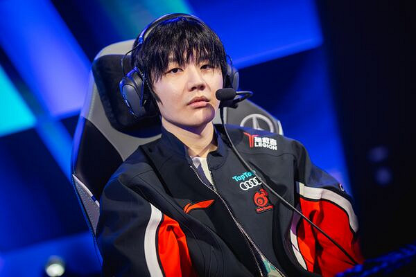 《英雄聯盟》fpx奪冠成員有哪些人