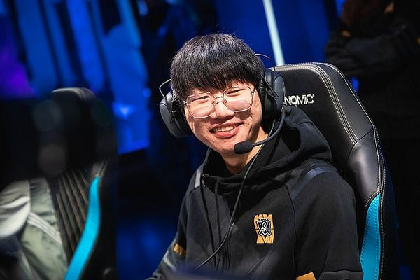 《英雄聯盟》ig奪冠成員有哪些人