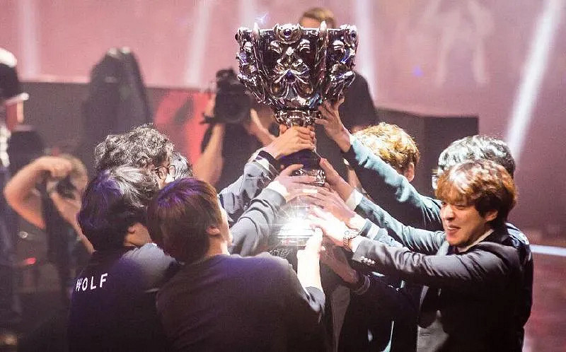 《英雄聯盟》s賽冠軍戰隊盤點