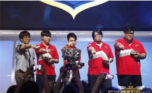 《英雄聯盟》s賽冠軍戰隊盤點