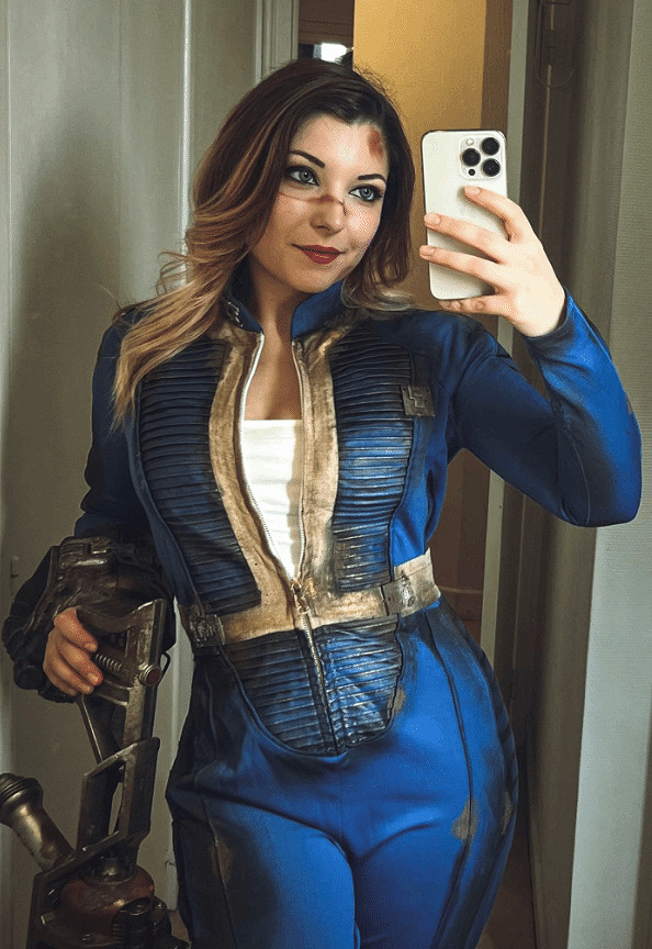 國外小姐姐COS《戰慄時空》等遊戲角色 妝造十分還原！