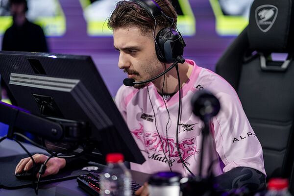 《特戰英豪》M8戰隊選手準星程式碼分享