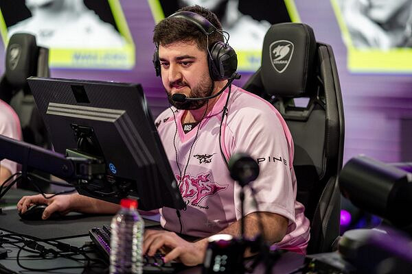 《特戰英豪》M8戰隊選手準星程式碼分享