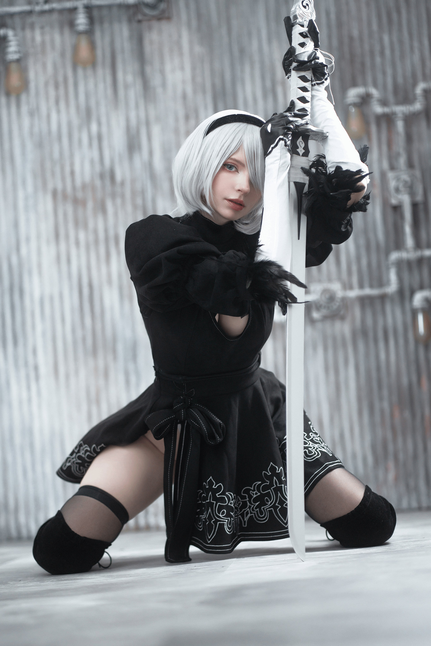 艾什莉體模COS《妮姬》灰姑娘 天使臉龐配魔鬼身材！