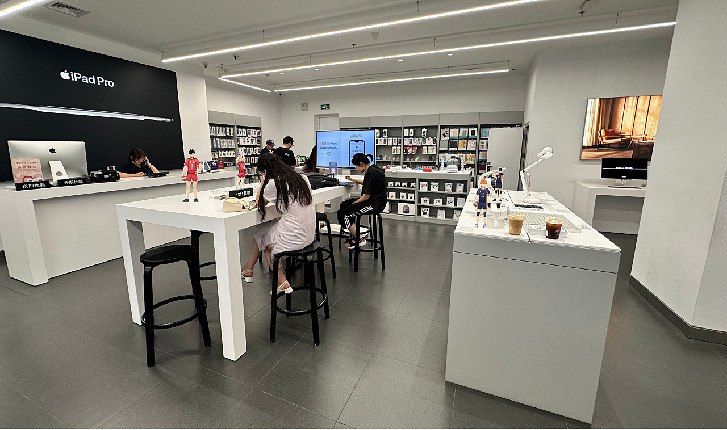 把垃圾場對決做成新版本，和萬達、蘋果開啟全國連動！排球少年手遊更新玩得很大！