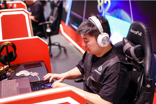 FEVER CON 1st 特別主題區!音遊、街機、舞台、限定周邊、同人創作! FEVER CON 1st 特別主題區!音遊、街機、舞台、限定周邊、同人創作!