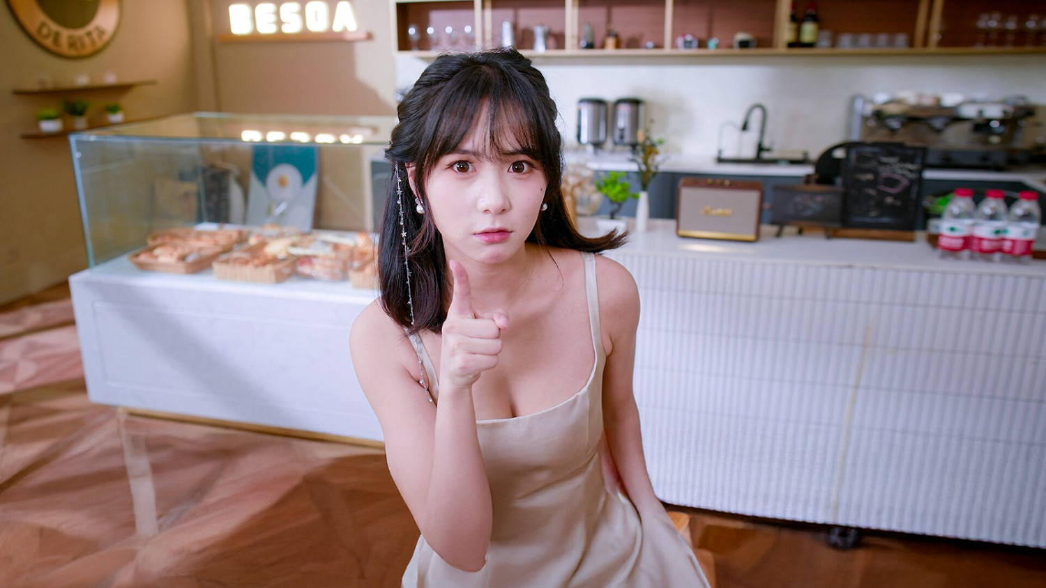 第一人稱真人互動影遊《我靠雙修拯救世界》Steam頁面上線 年內發售