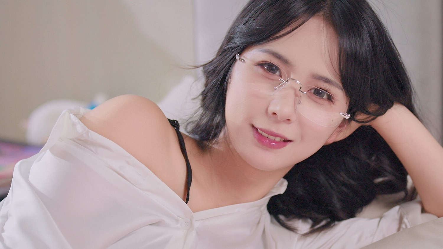 第一人稱真人互動影遊《我靠雙修拯救世界》Steam頁面上線 年內發售