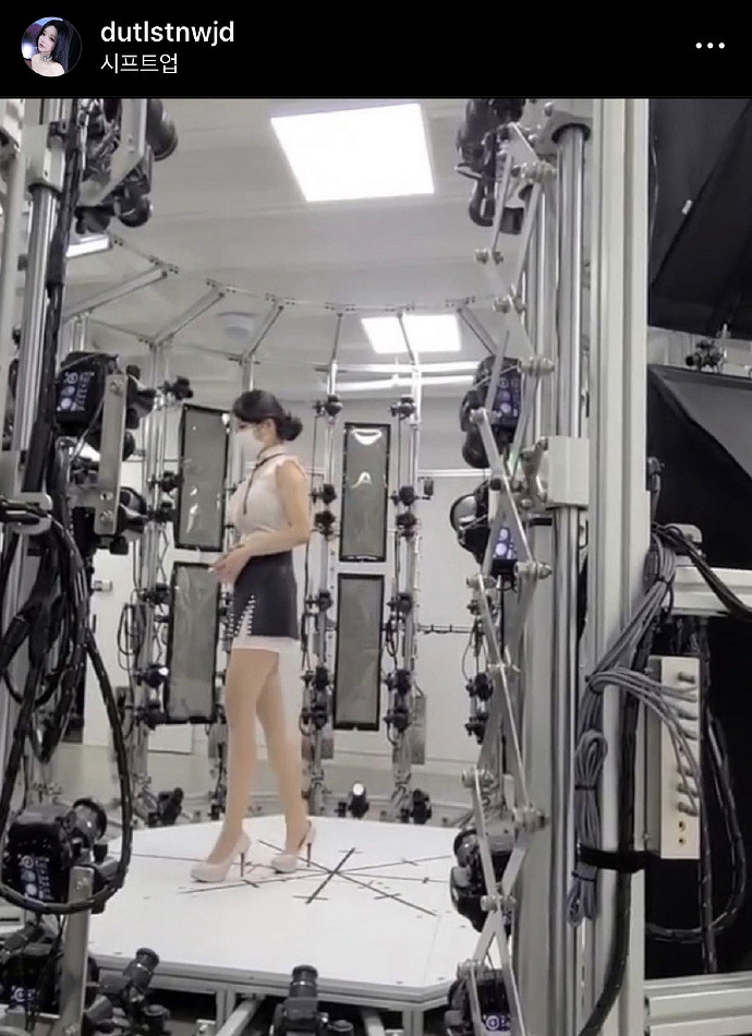 金亨泰社媒發文談《劍星》更新:最喜歡的是灰色戰衣 金亨泰社媒發文談《劍星》更新:最喜歡的是灰色戰衣