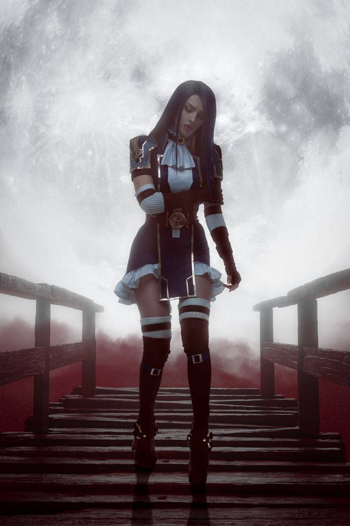 毛妹COS《奧術》凱瑟琳 長腿女槍手英姿颯爽！