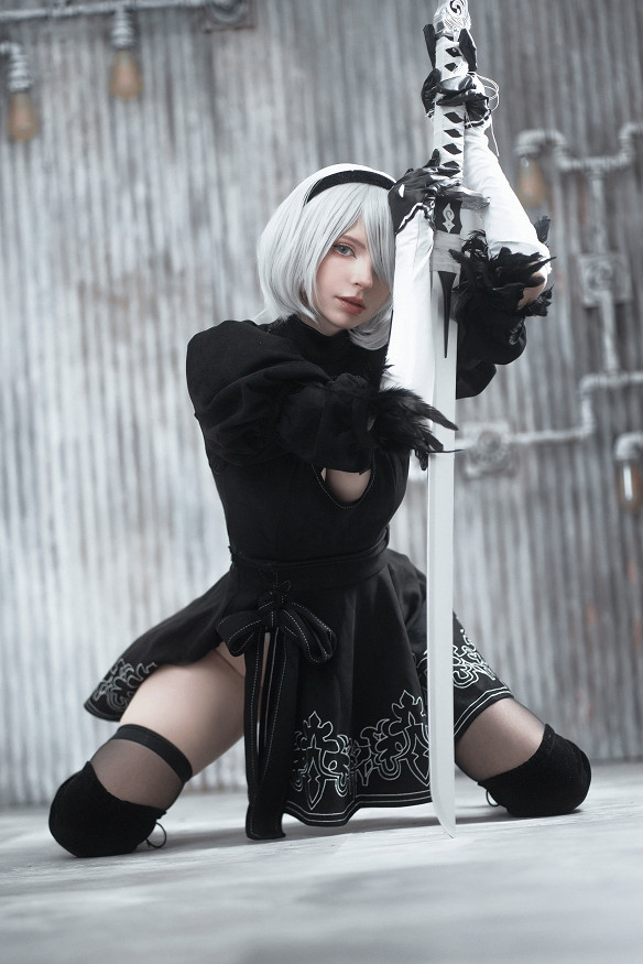 艾什莉體模COS《艾爾登法環》瑪莉卡 現代風裝束超辣妹! 艾什莉體模COS《艾爾登法環》瑪莉卡 現代風裝束超辣妹!