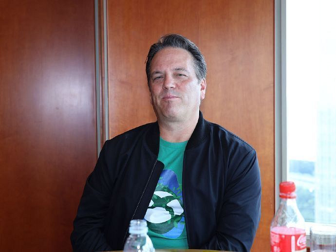 Xbox斯賓塞接受《滾石》採訪:不會放棄製造硬體設備 Xbox斯賓塞接受《滾石》採訪:不會放棄製造硬體設備