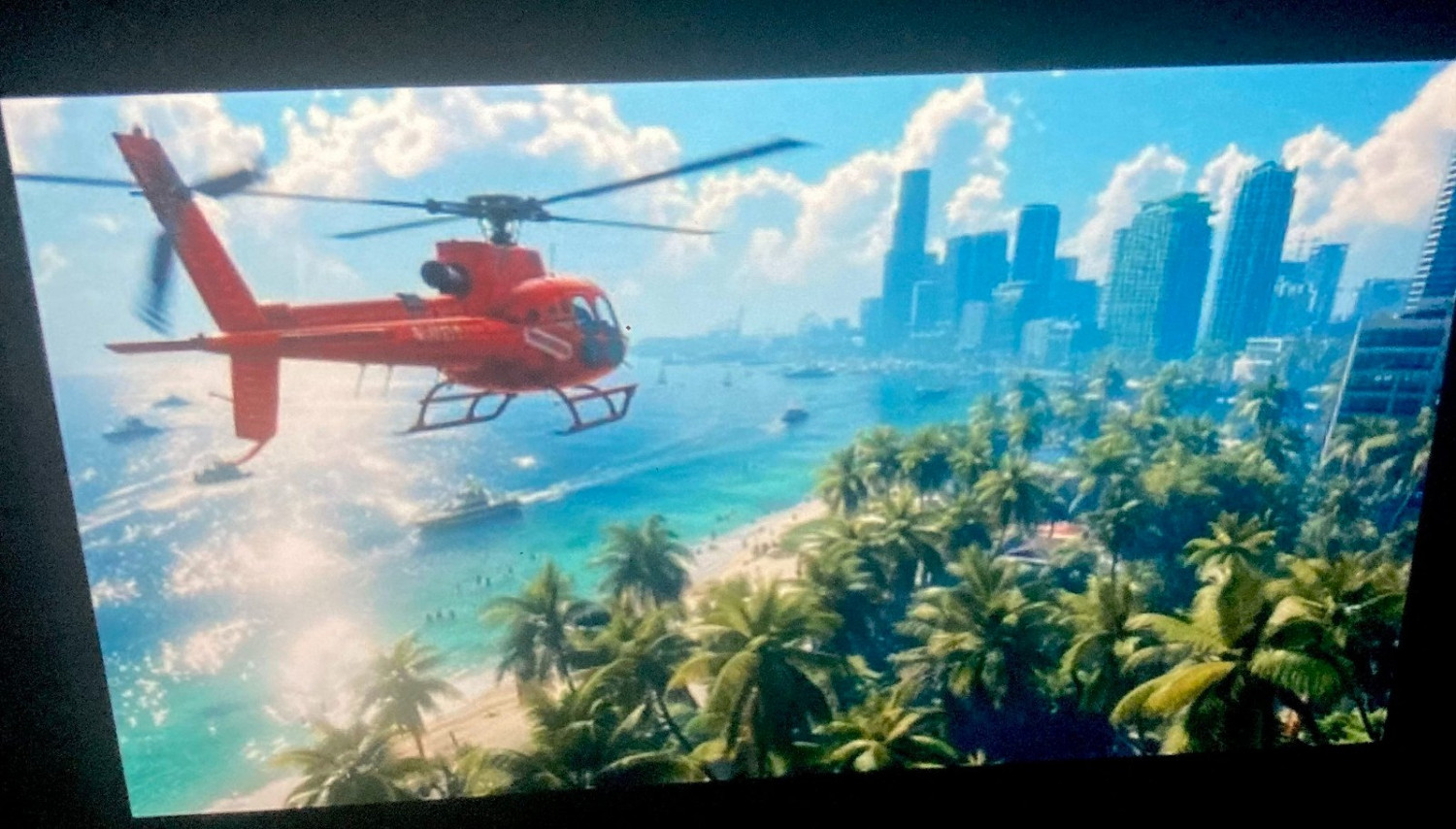 R星新作《GTA6》更多泄露圖曝光！海邊大量NPC出現