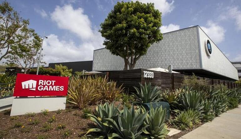 《Riot》官網入口
